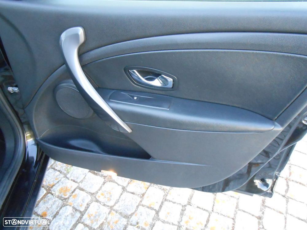 Renault Mégane Sport Tourer 1.5 dCi Zen ECO - 23