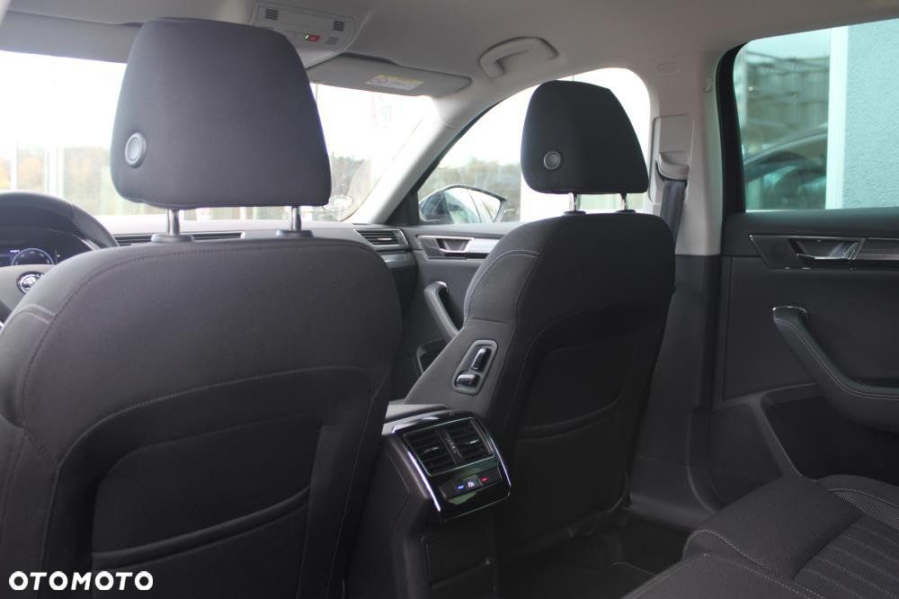 Skoda Superb - 11