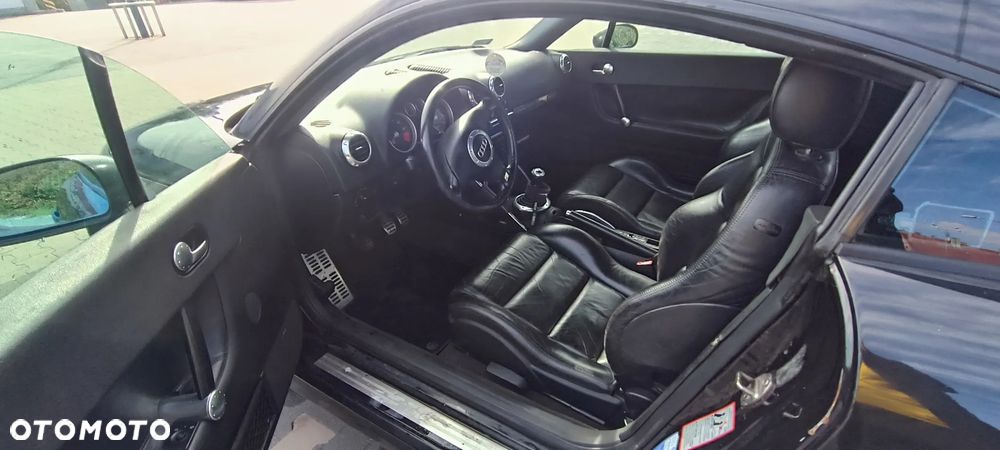 Audi TT Coupé 1.8T Quattro - 9