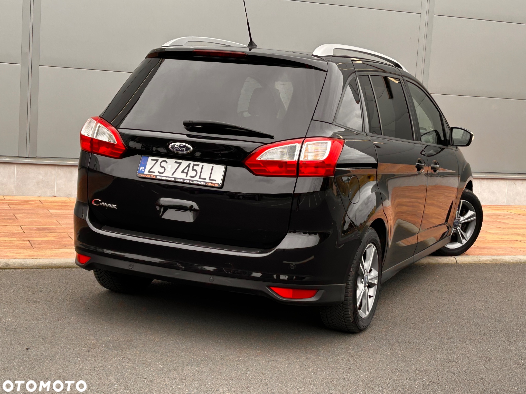 Ford Grand C-MAX 1.6 TDCi Titanium - 19