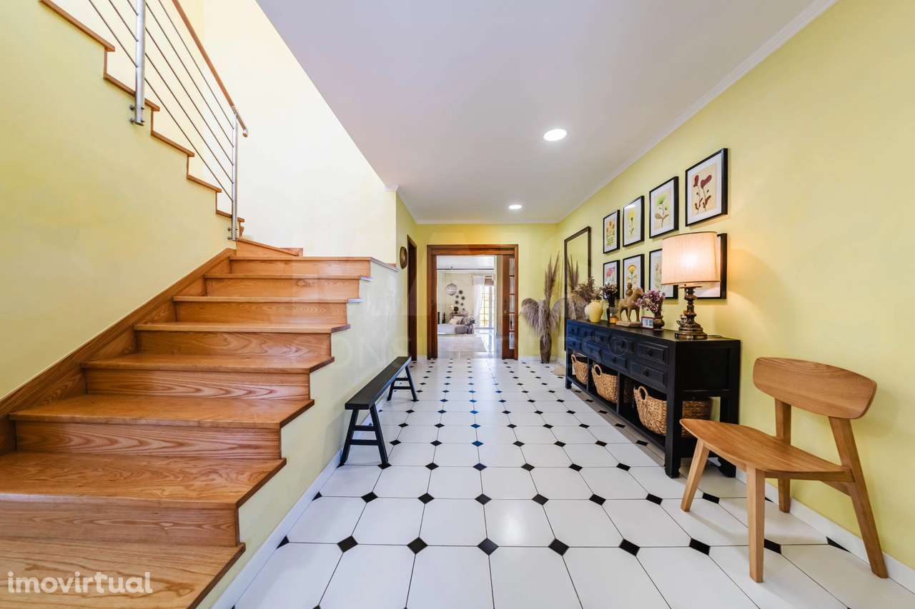 Moradia T5 com Vista Mar, Piscina Aquecida, Jardim com Árvores de F... - Grande imagem: 3/50