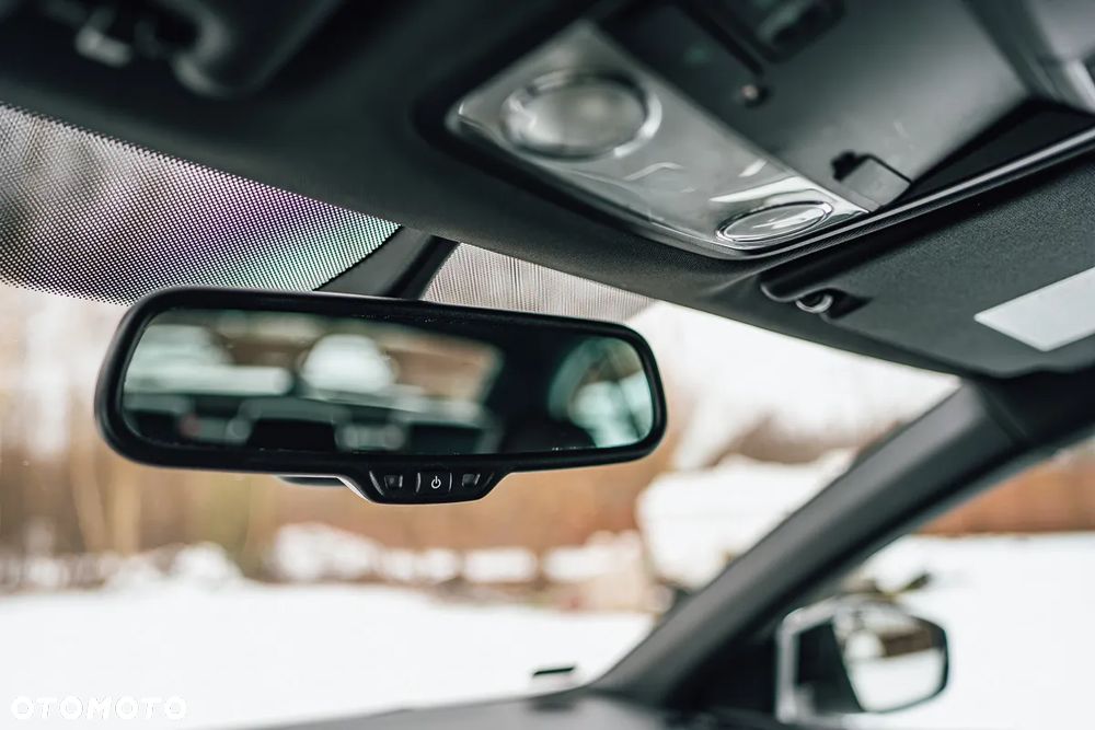 Skoda Octavia 2.0 TDI DSG RS - 22