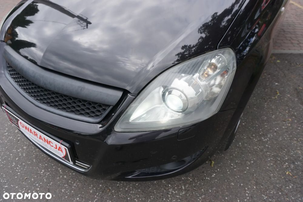 Opel Zafira 1.8 Cosmo EasyTronic EU5 - 7