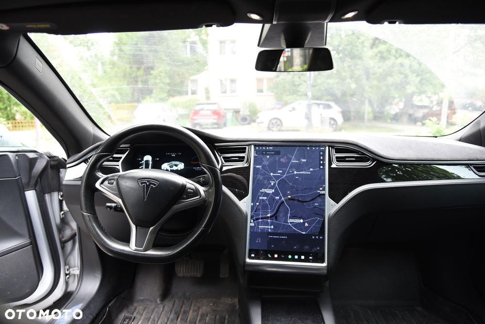 Tesla Model S 75D Allradantrieb - 13