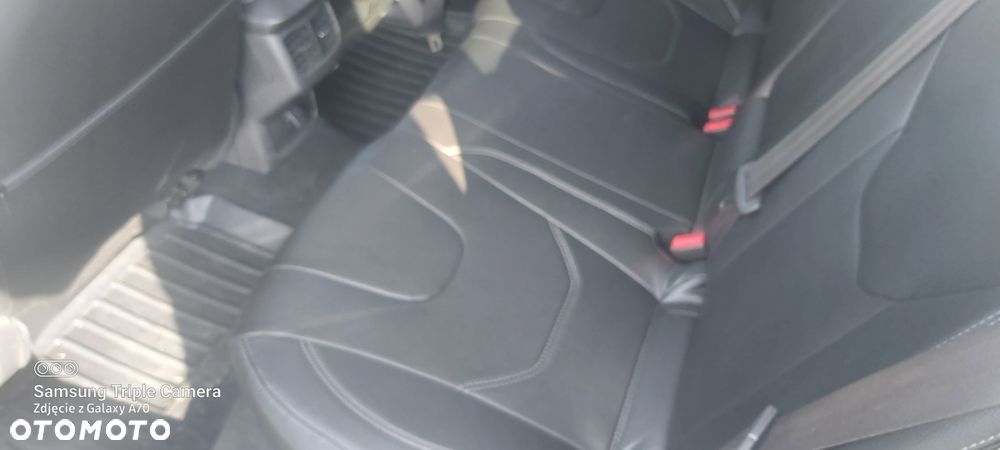 Ford Mondeo - 25