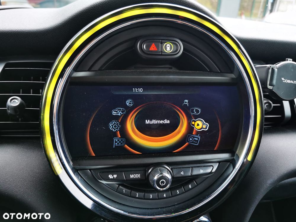 MINI Cooper Standard - 23