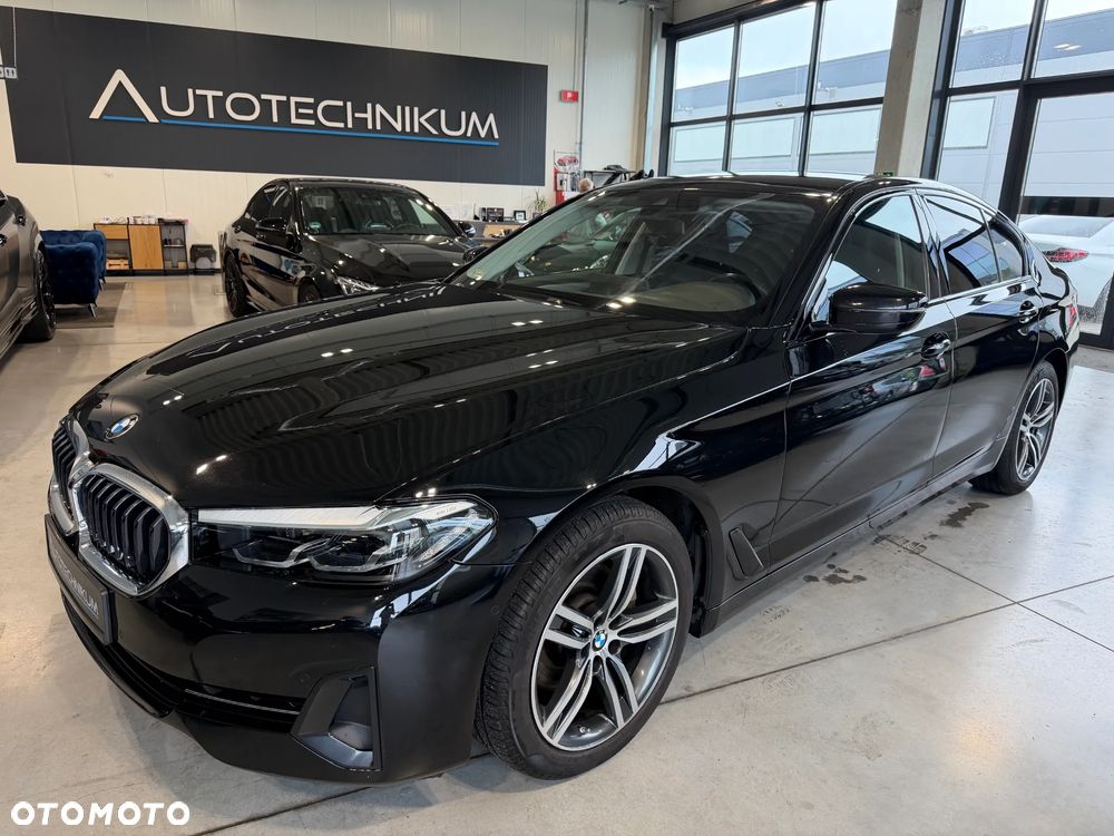 BMW Seria 5 520d xDrive Business Edition - 1
