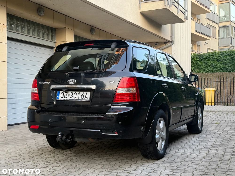 Kia Sorento 3.3 V6 LX - 6