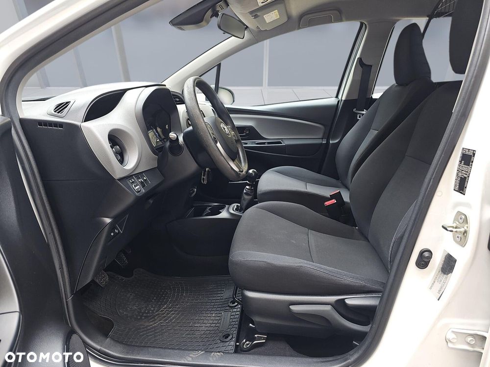 Toyota Yaris 1.5 Active - 8