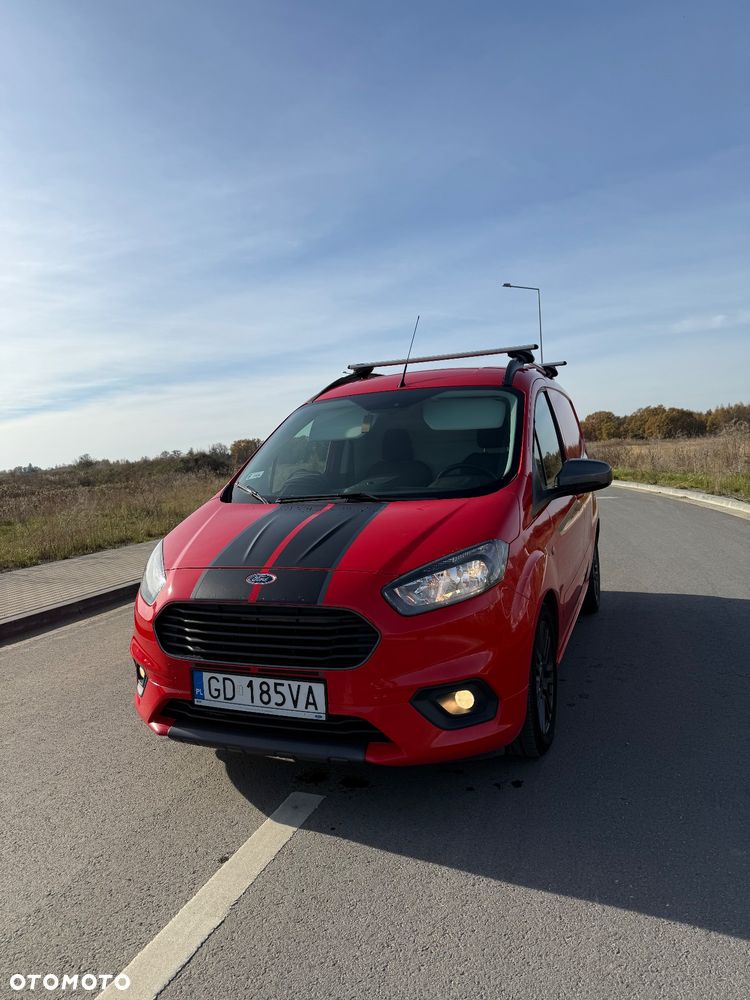 Ford Tranzit Courier - 15