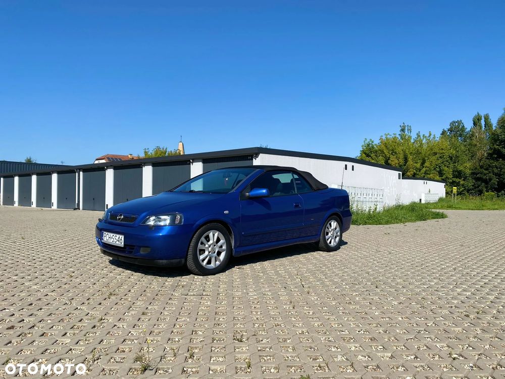 Opel Astra 1.6 Sportive - 14