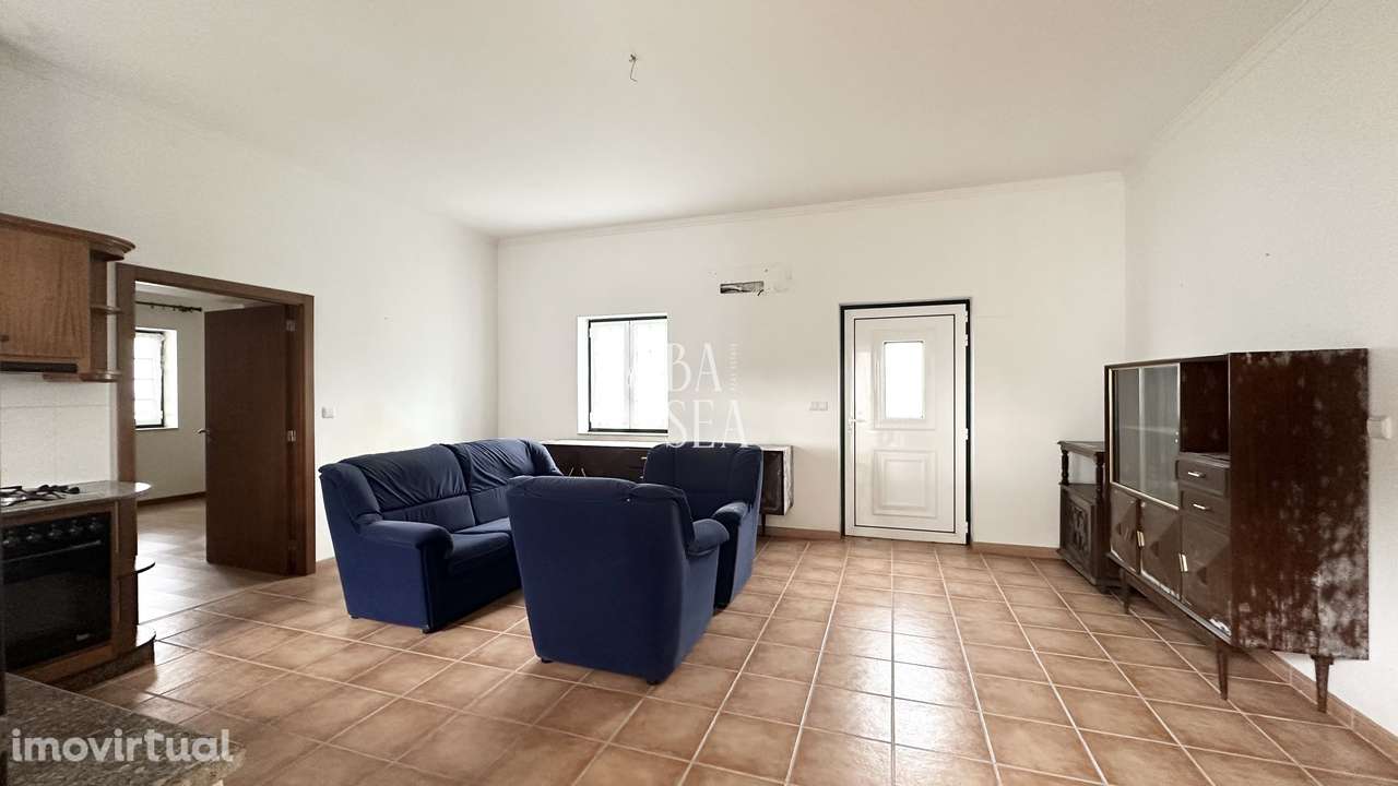 Quinta com 3 Habitações 2 Armazéns e 1 ha de Vinha em Barbeita Monção. - Grande imagem: 2/60