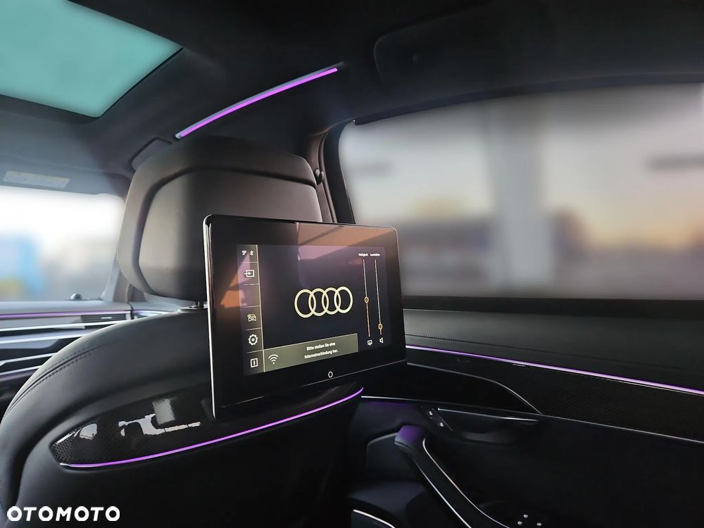 Audi S8 - 28