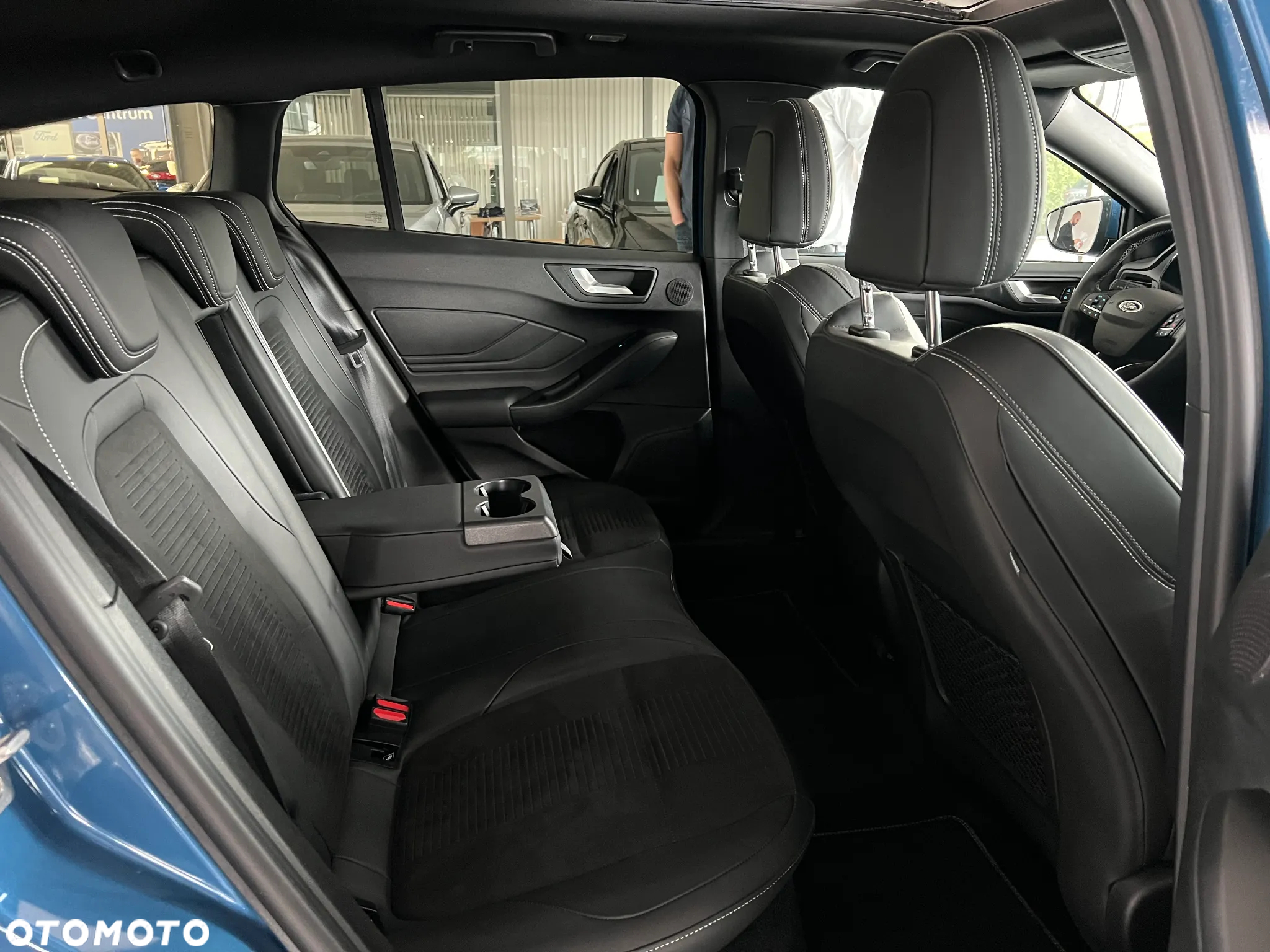 Ford Focus 2.3 EcoBoost ST X - 37