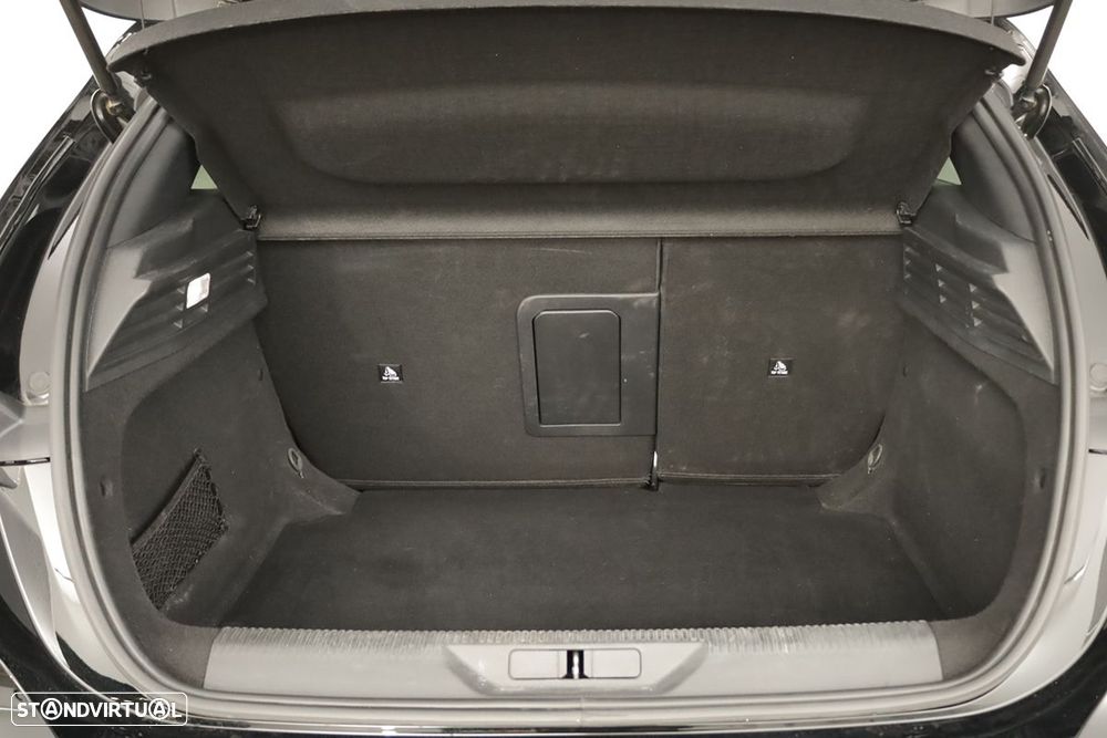 Peugeot 308 1.2 PureTech GT EAT8 - 21