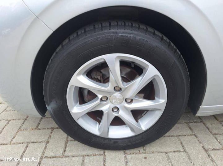 Peugeot 208 1.4 HDi - 9