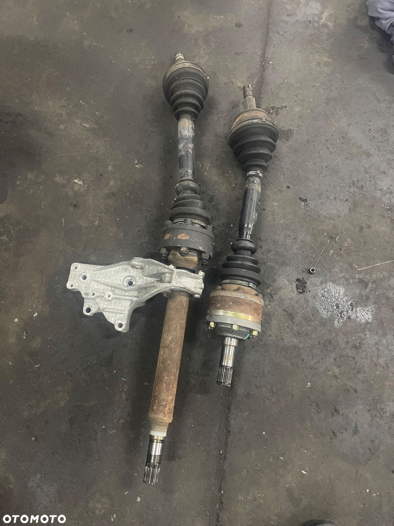 LANCIA LYBRA 1.9 JTD PÓŁOŚ LEWA - 1