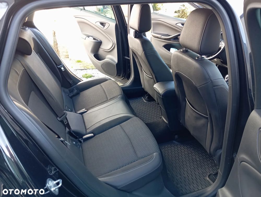 Opel Astra 1.6 BiTrb D (CDTI) Start/Stop Innovation - 13