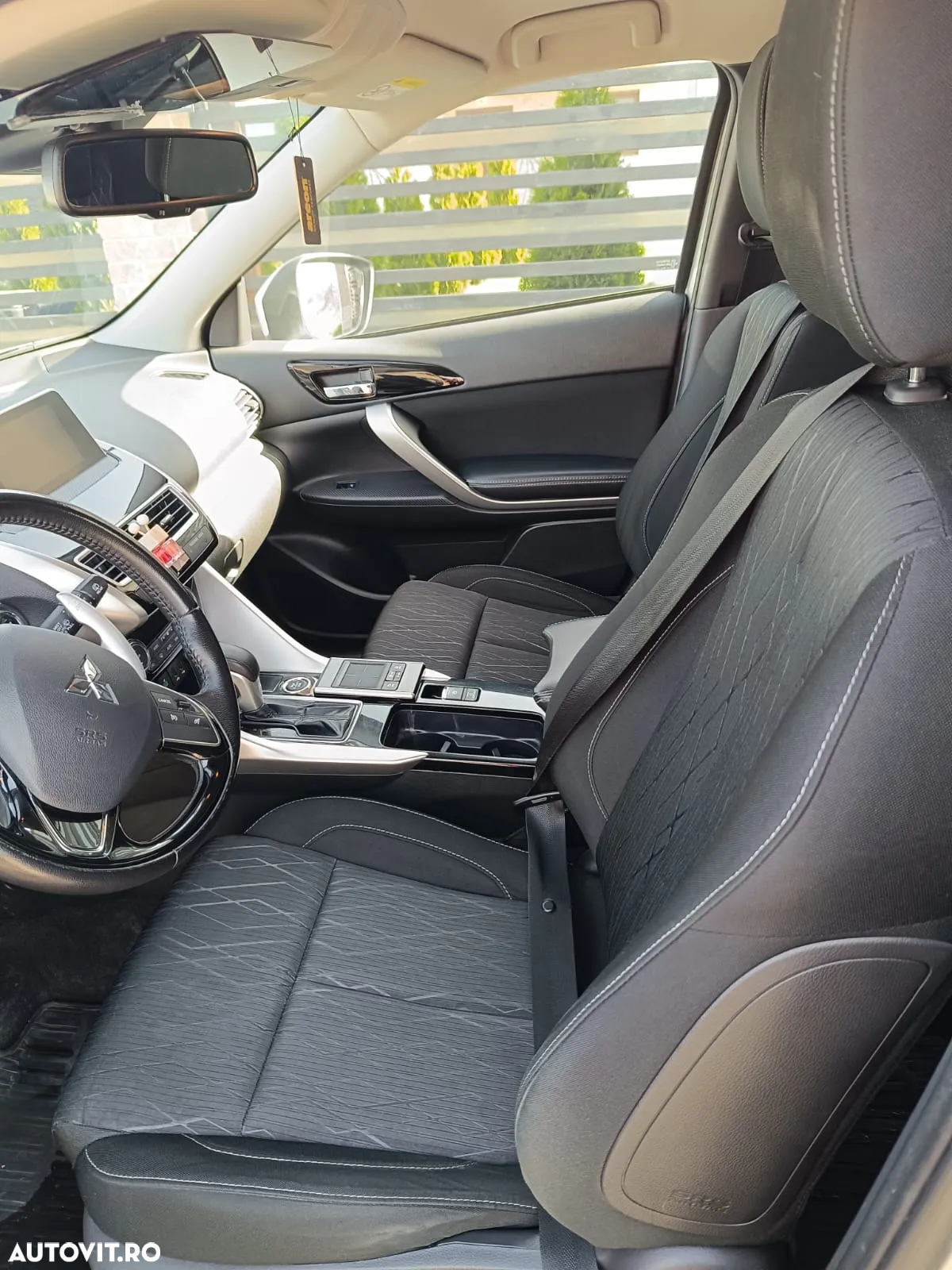 Mitsubishi Eclipse-Cross - 4