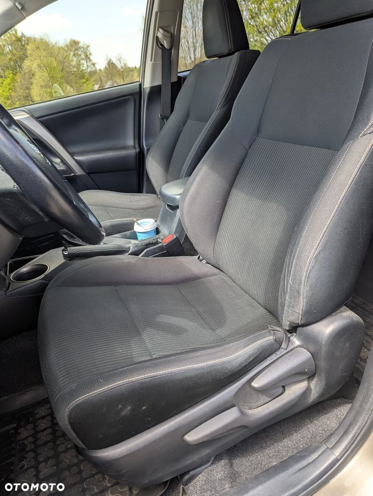 Toyota RAV4 2.0 Active 4x4 - 9