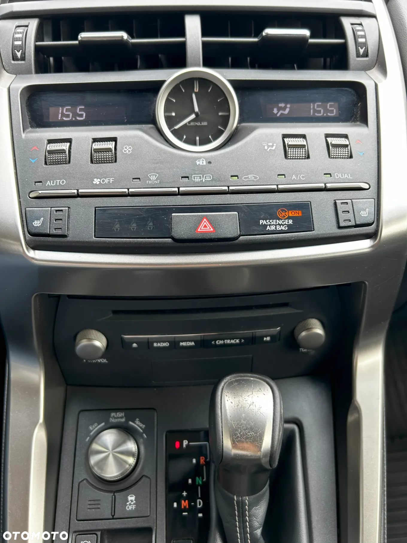 Lexus NX 300 Prestige AWD - 19