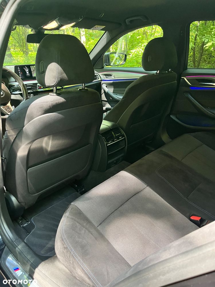 BMW Seria 5 520d xDrive M Sport sport - 26