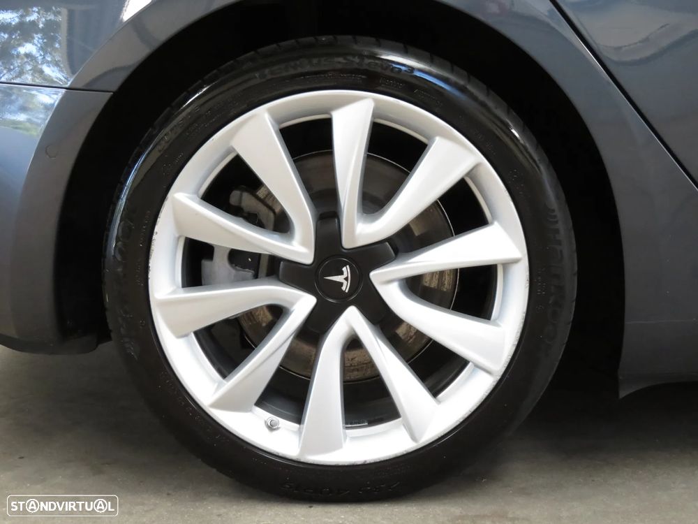 Tesla Model 3 Long Range AWD Dual Motor - 31