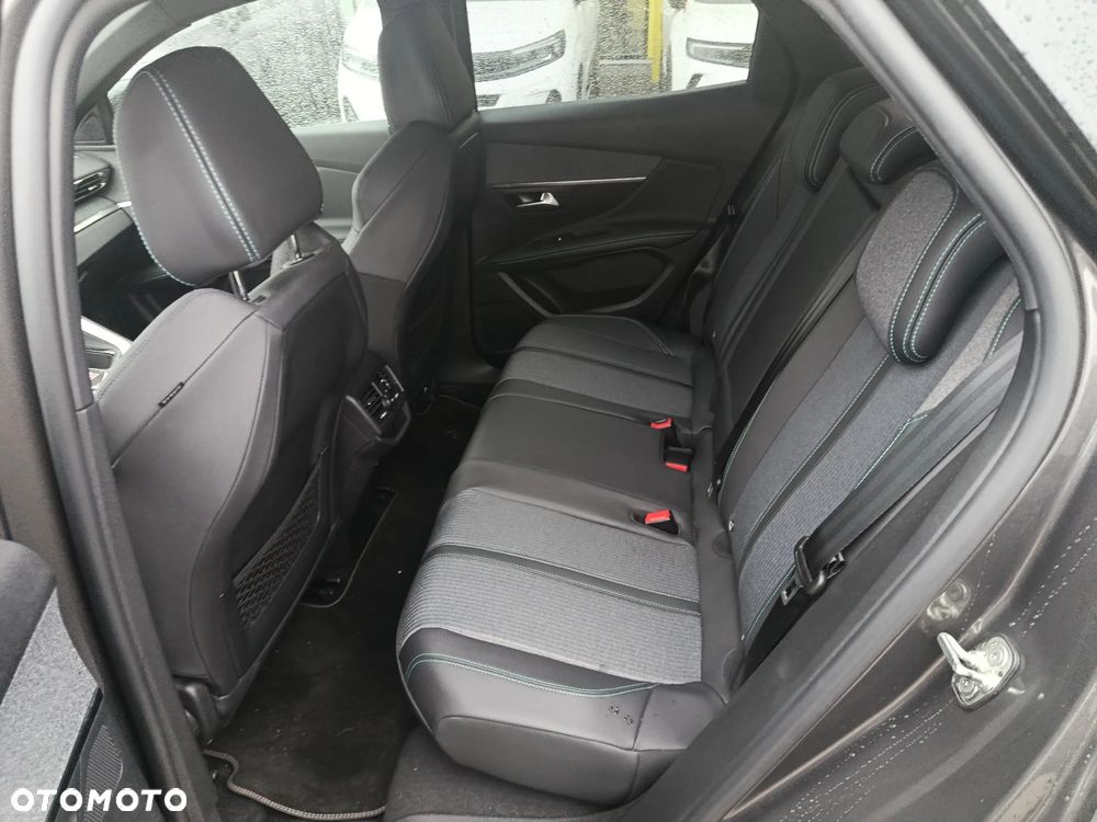 Peugeot 3008 1.2 PureTech Allure Pack S&S EAT8 - 10