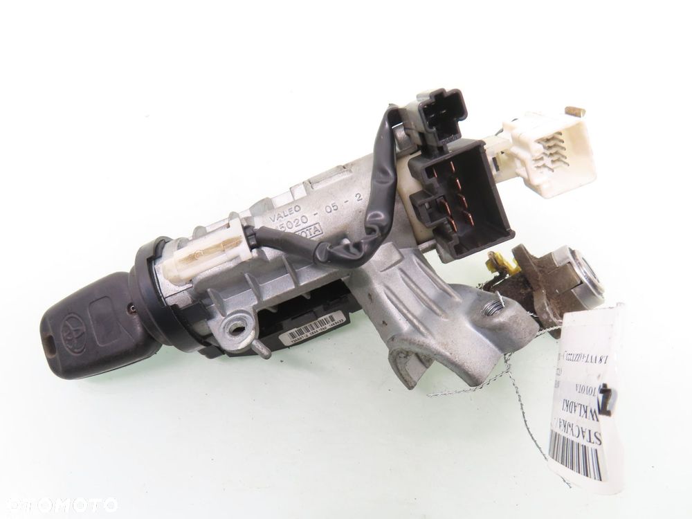 STACYJKA WKŁADKI TOYOTA AVENSIS I (T22) 45020052 73650712 - 8