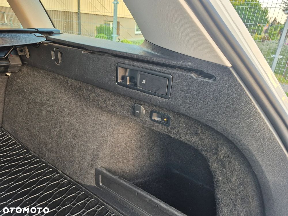Volkswagen Passat 2.0 TDI SCR Comfortline DSG - 15