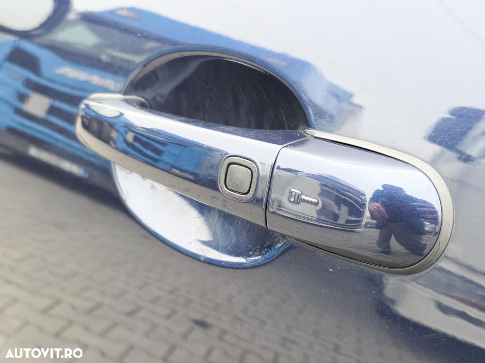 Jaguar XF 2.0 Turbo - 16