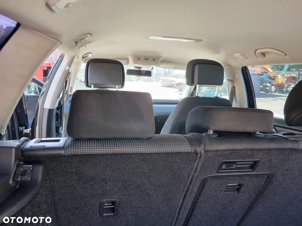 Volkswagen Passat 2.0 TSI Highline - 9