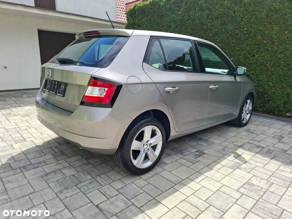 Skoda Fabia 1.0 MPI Edition - 6