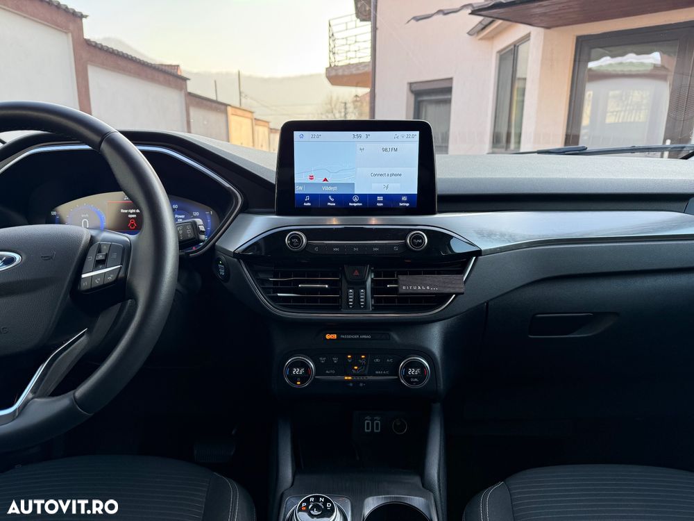 Ford Kuga 2.5 Duratec FHEV TITANIUM - 13