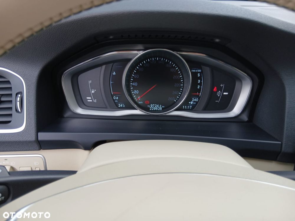 Volvo V60 Cross Country D3 Summum - 22