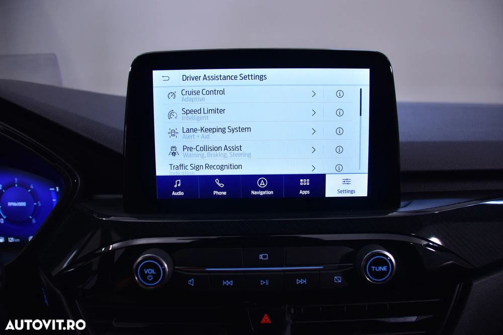 Ford Kuga - 19