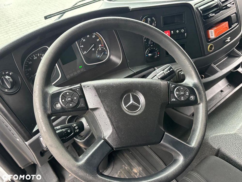 Mercedes-Benz MERCEDES ATEGO1527, 1524,,1523,,,1530,,1224,, 1530 KONTENER FIRANKA CHLODNIA PODWOZIE DO ZABUDOWY KILKA SZTUK - 11