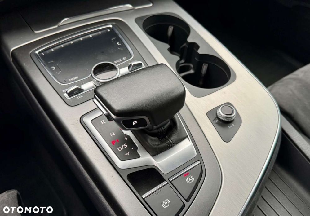 Audi Q7 - 37