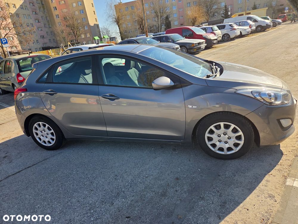 Hyundai i30 1.6 CRDi Comfort - 3