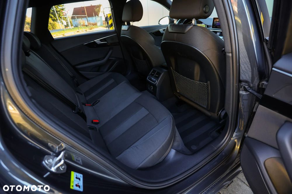 Audi A4 Avant 2.0 TDI DPF clean diesel quattro S tronic S line Sportpaket - 23