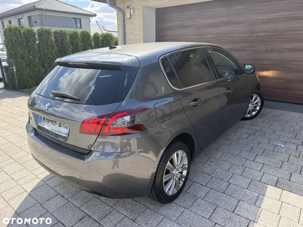 Peugeot 308 - 9