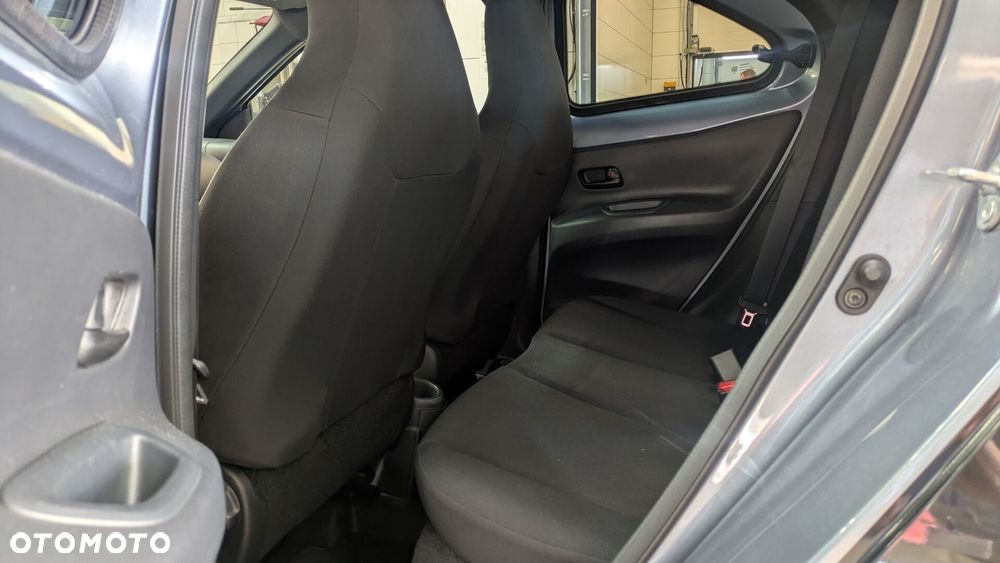 Toyota Aygo X 1.0 VVT-i Style CVT - 12