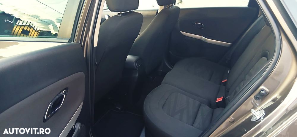 Kia Ceed - 5