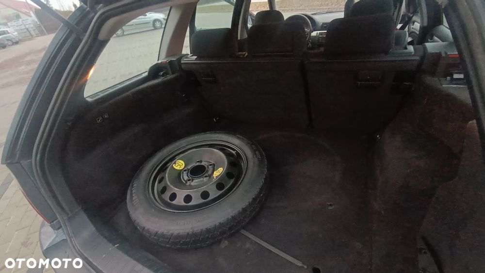 BMW Seria 3 320i - 18