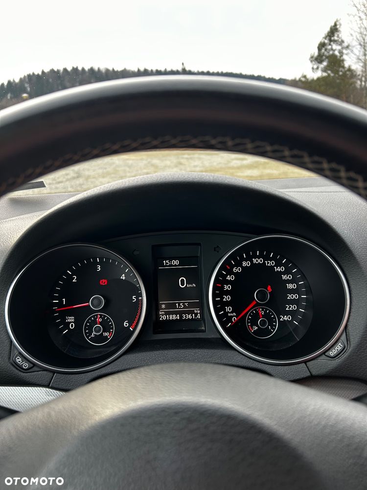 Volkswagen Golf 1.6 TDI DPF MATCH - 9