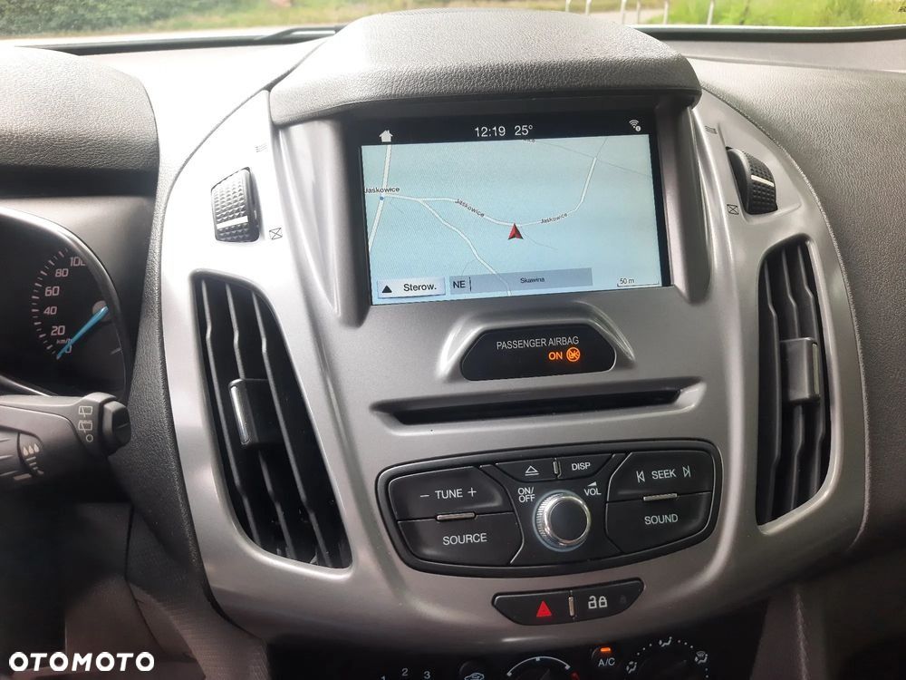 Ford Tourneo Connect Grand - 13