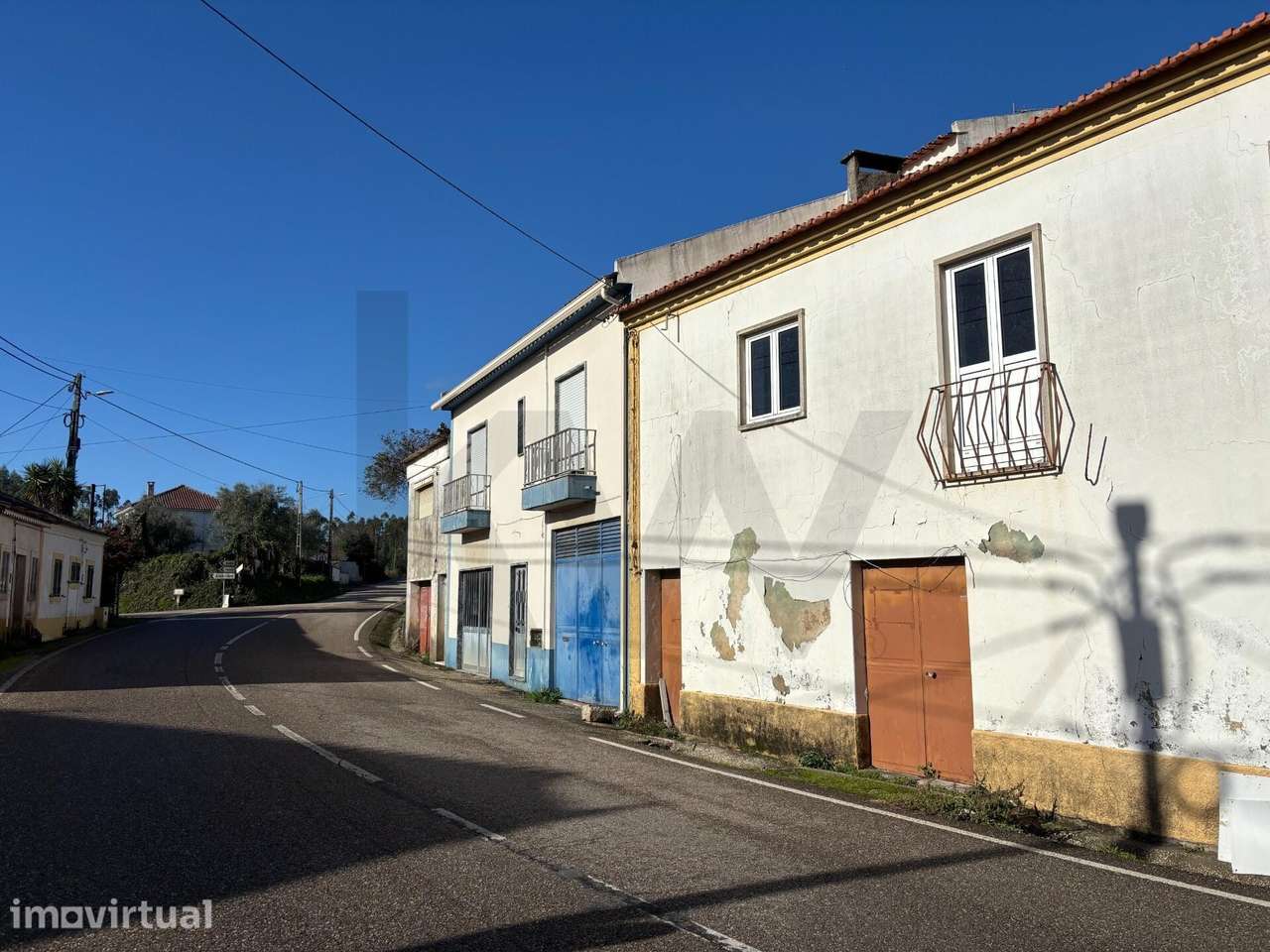 Edifício com potencial para habitação próximo de Castelo do Bode e Tom - Grande imagem: 2/16