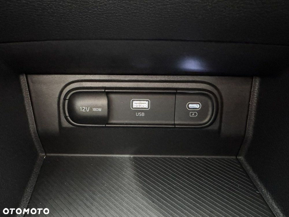 Kia Sportage 1.6 T-GDI M 2WD DCT - 32