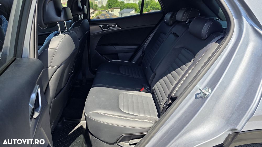Kia Sportage 1.6 T-GDI HEV 6AT 4x4 GT Line - 9