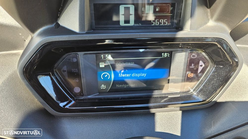 Yamaha X-Max Tech max - 18